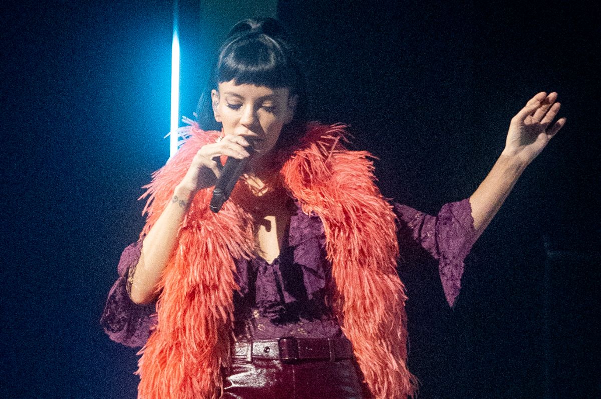 Lily Allen breaks silence after concert criticism from fans