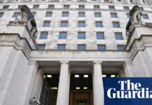 Chinese spies use LinkedIn to target UK officials and military staff