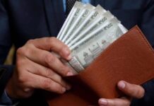 8th Pay Commission: Demand For 70% Pension At 65, 100% Of Last Salary After 90