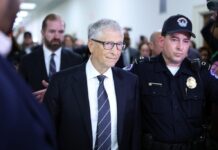 Bill Gates Says Jeffrey Epstein Tried to Blackmail Him Over His Affairs