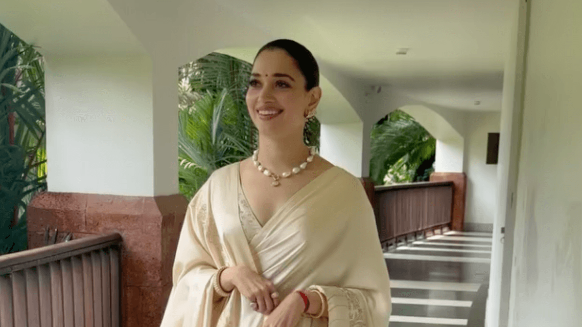 Tamannaah Bhatia’s Ekaya Banaras sari is handwoven using heritage Banarasi weaving technique