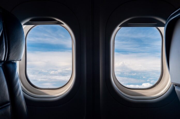 airplane-windows.jpg