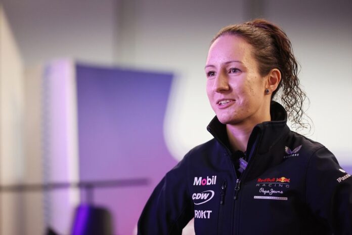 alisha-palmowski-campos-racing.jpg
