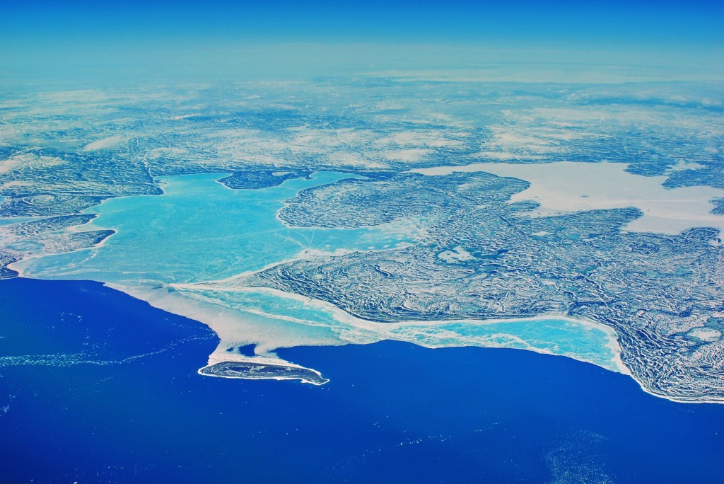 bays-victoria-island-photo-joker-131587292.jpg