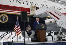 Trump unveils Qatari luxury jet for Air Force One fleet