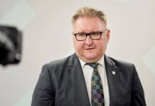 Ukraine starts negotiations to join EU
