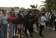 Anger grows in Venezuela as citizens blocked from aiding earthquake rescue