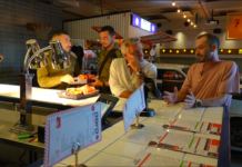 “We’re here to stay,” says Israeli man risking bombs to sell burgers