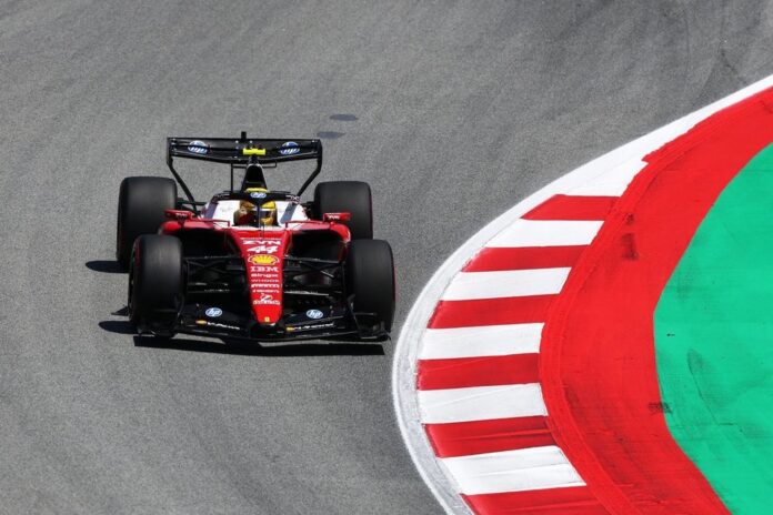 lewis-hamilton-ferrari.jpg
