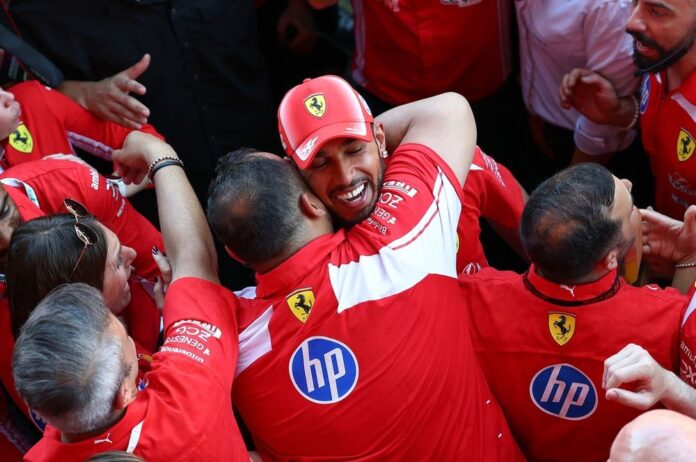 lewis-hamilton-ferrari.jpg