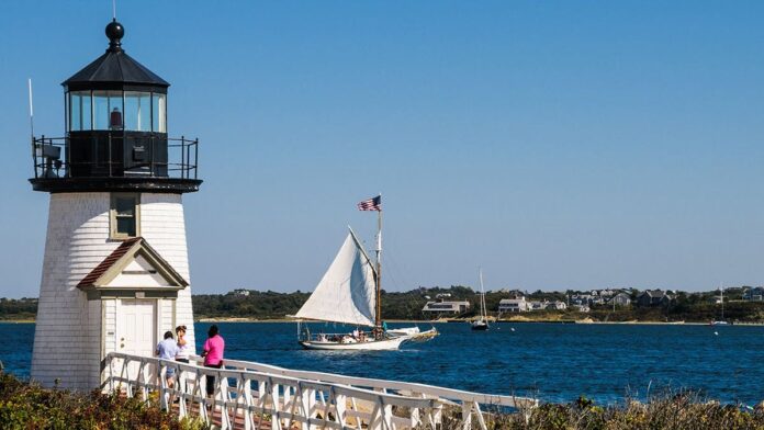 nantucket-lighthouse.jpeg
