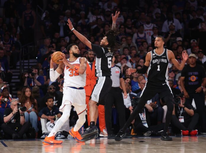 new-york-knicks-vs-san-130324014.jpg
