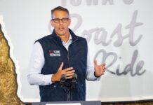 Trump-endorsed Feenstra concedes to MAHA-backed Lahn in GOP governor primary upset