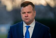 Trump Risks Key Surveillance Authority Over ‘Unqualified’ Spy-Chief Pick
