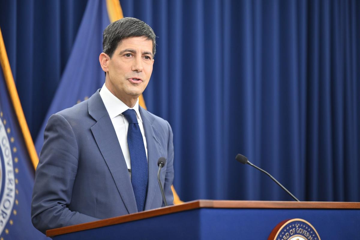 Democrats thought Fed Chair Kevin Warsh would be a Trump loyalist — his opening move proves he’s nothing of the sort