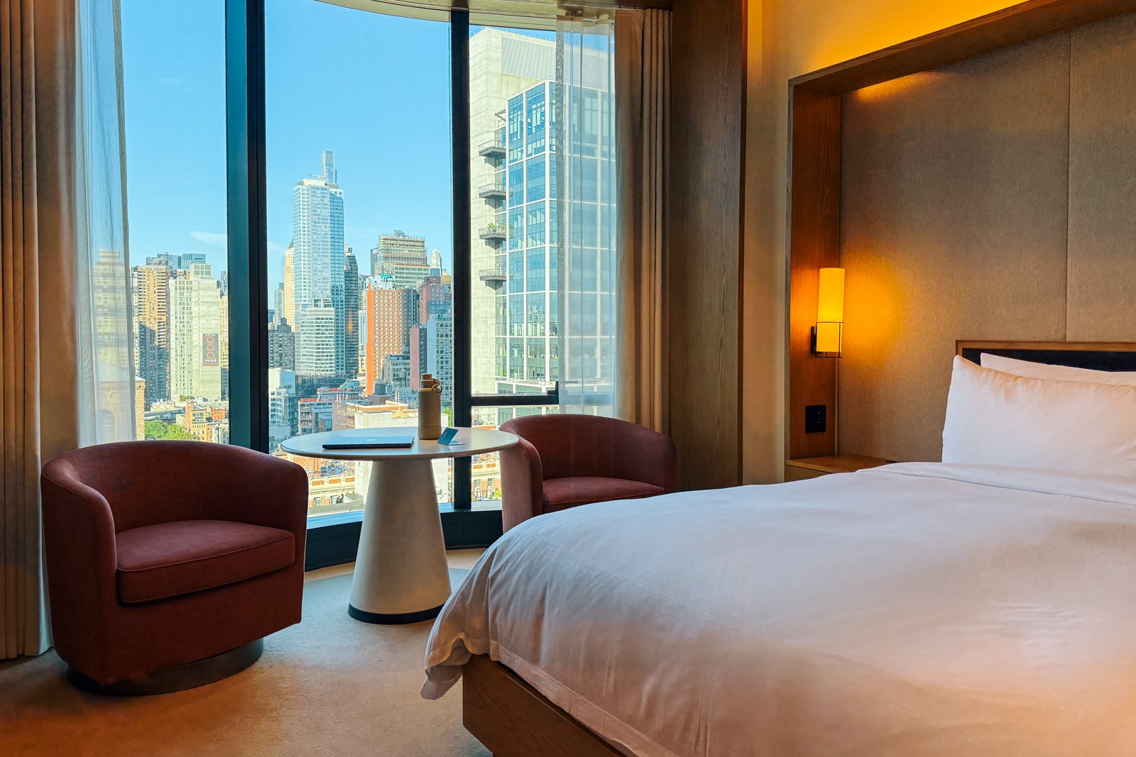 20250916_Capital-One-Venture-X-SponCon-Newsletter_Mamma-Mia-and-Pendry-Hotel_MBlancaflor_19.jpg