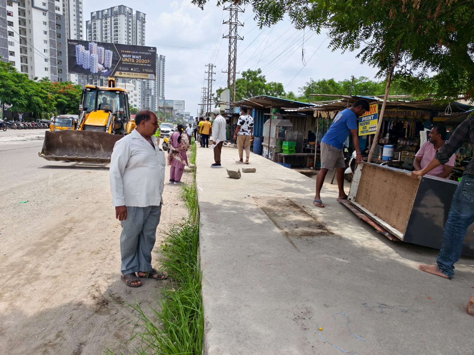 Cyberabad Municipal Corporation Clears 32 Km of Footpaths, Removes 488 Encroachments