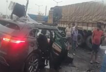 Car Rams Stationary Lorry Near Hanuman Junction, One Killed