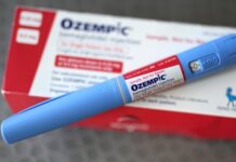 Australia news live: eye health warning over GLP-1 drugs; Barnaby Joyce’s wife bans ABC’s 7.30 from farm