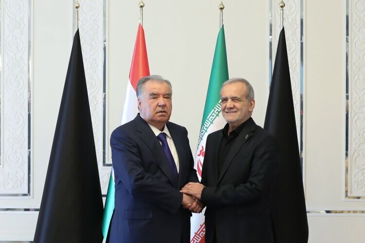 Pezeshkian, in talks with world leaders, vows Iran ‘will not bow to any bully’