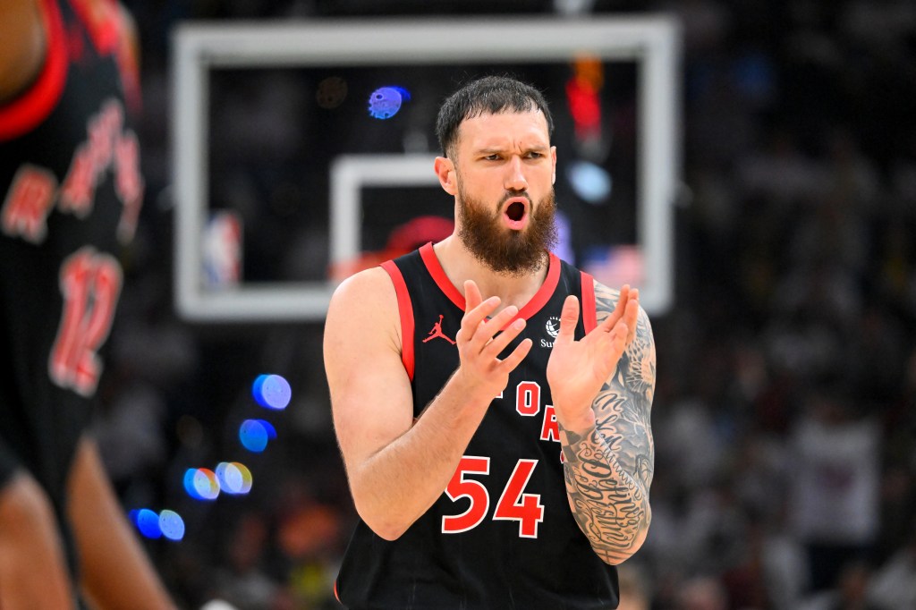 Lakers agree to $52 million contract with Sandro Mamukelashvili