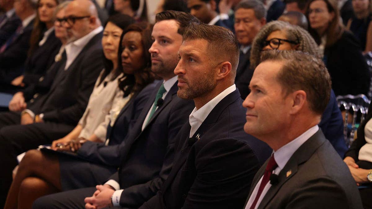 Waltz-Tebow-UN-ending-child-exploitation.jpg