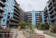 Residents urged to immediately leave Edinburgh flats over ‘high fire risk’