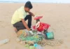 His Beach Cleanup Story Inspired 20 Youth To Remove 5 Tonnes of Plastic From Odisha’s Shore