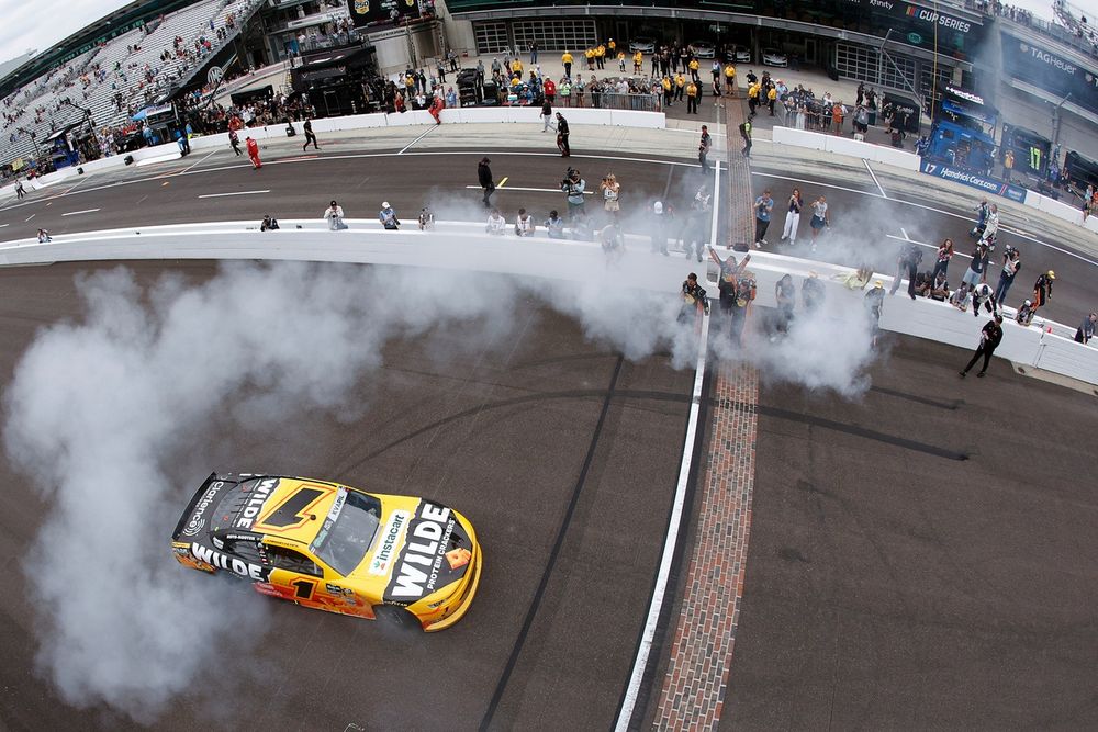 Dale Jr. apologizes and Kvapil explains controversial burnout across Indy bricks