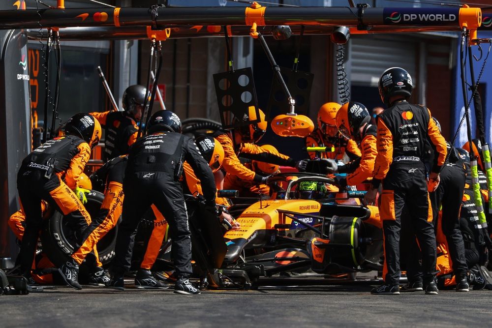 lando-norris-mclaren.jpg