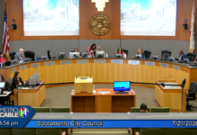 California mayor’s hot mic catches candid exchange after audience sends meeting off rails