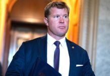 Combat vet senator chokes up over fallen friend in fiery floor speech about Iran war: ‘We will finish it’