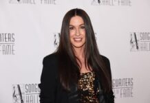 Alanis Morissette Divorced: Her History of Marriage, Explained