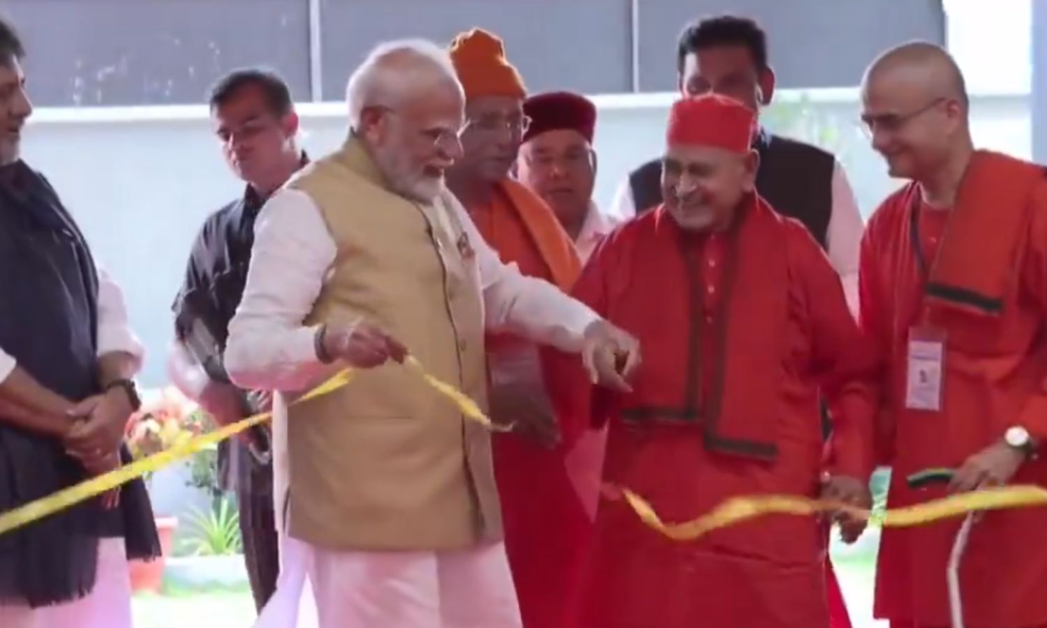 PM Modi Inaugurates Viveka Smaraka at Sri Ramakrishna Ashram in Mysuru