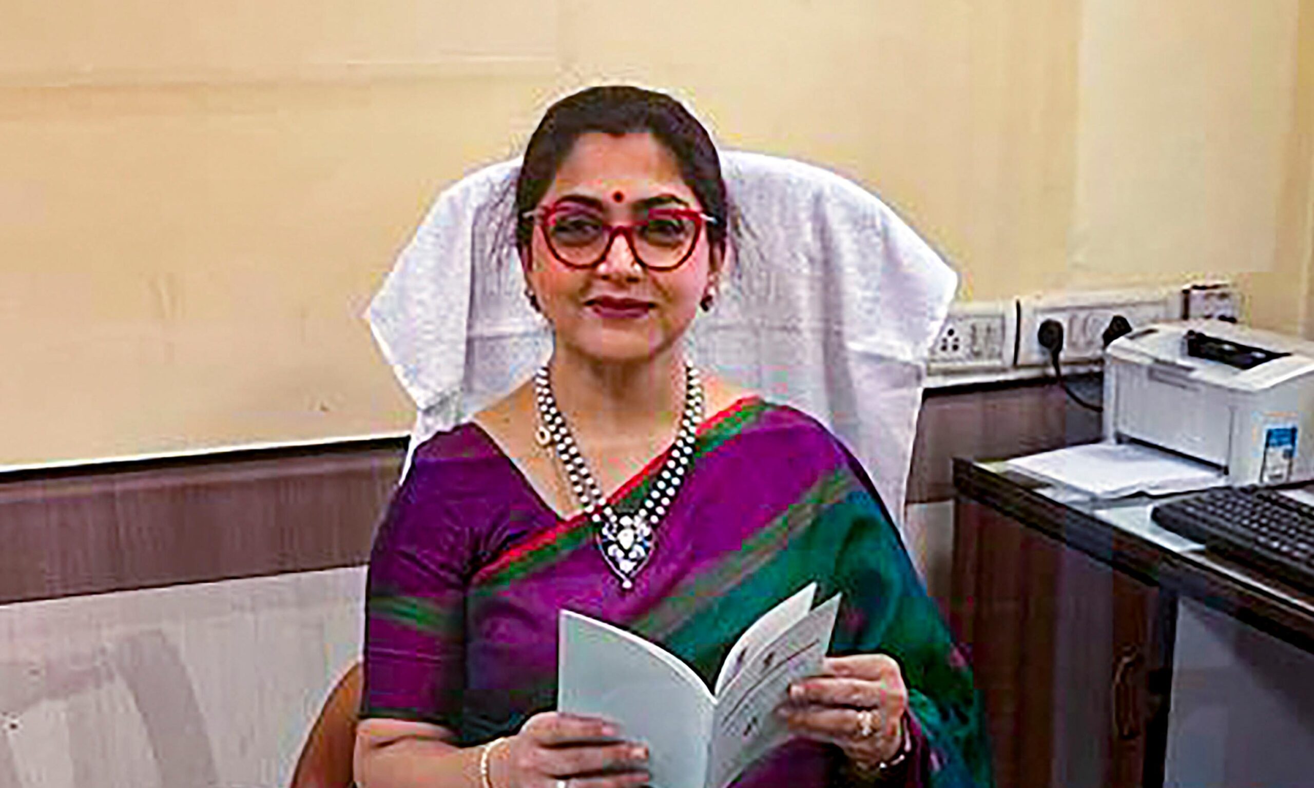 Khushbu Slams Udhayanidhi Over Alleged Trisha Remark