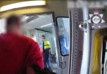 21-year-old charged with assaulting cabin crew, punching passenger on flight to Melbourne, Australia