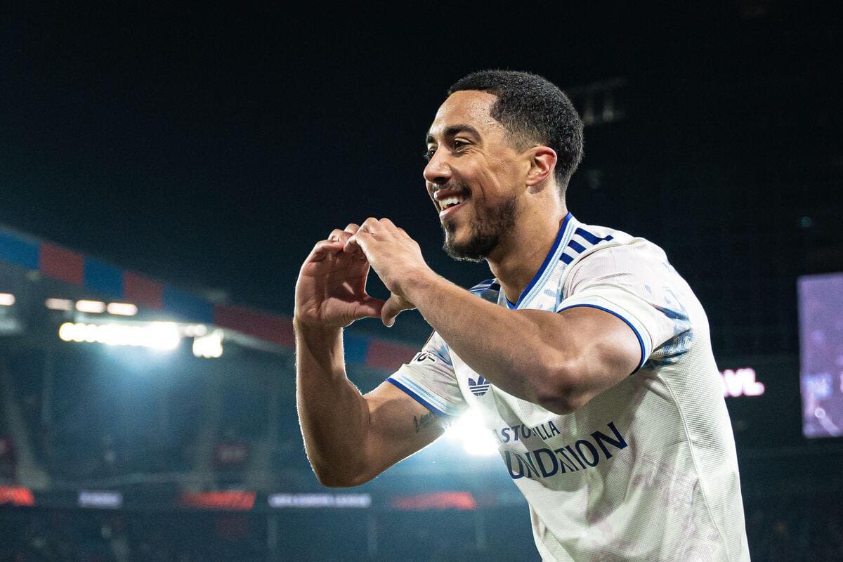 Tielemans apologises to Aston Villa fans after comments on moving to bigger club