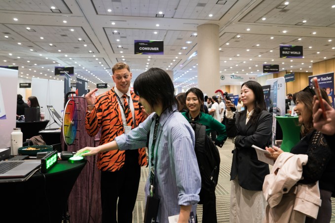 Disrupt-2025-exhibitor.jpg