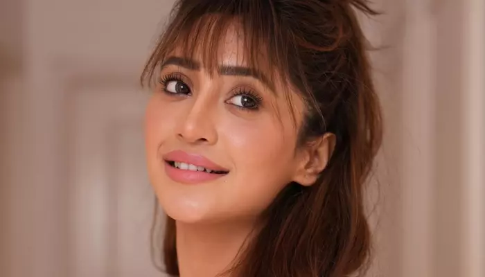 Shivangi Joshi Won Lock Upp 2? Fans React After Harshad Chopda Sacrificed His Seat To Finale For Her