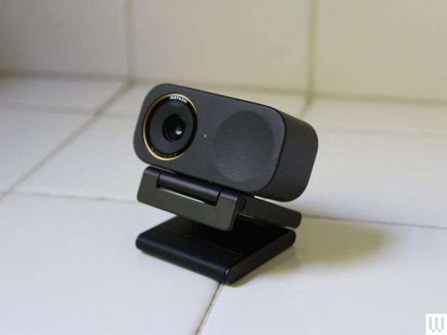 insta360-link2c-pro-02%2520SOURCE%2520Luke%2520Larsen.jpg