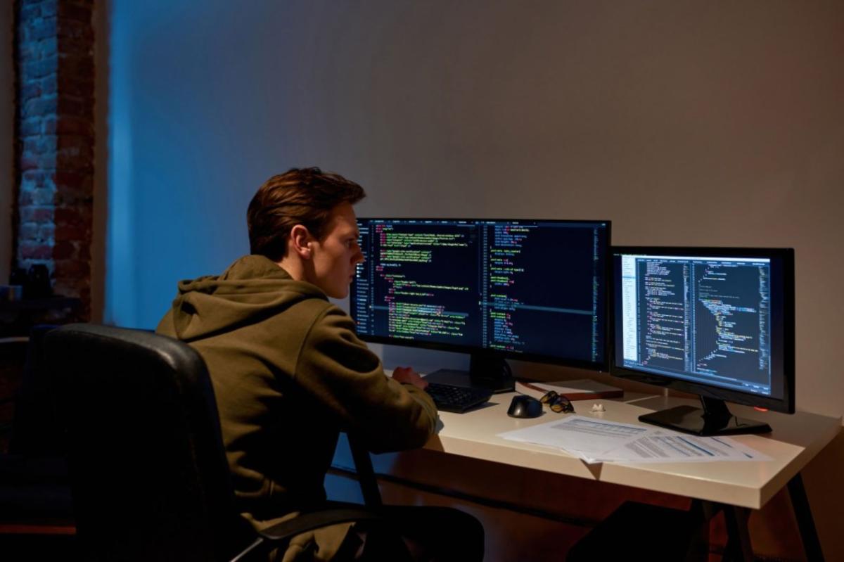 Crypto hackers drain millions from over 1K bitcoin wallets in string recent attacks linked to software flaw
