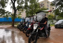 Mumbai Brothers’ Bike ‘Umbrella’ Helps 20000 Riders Reach Work Dry in the Monsoon