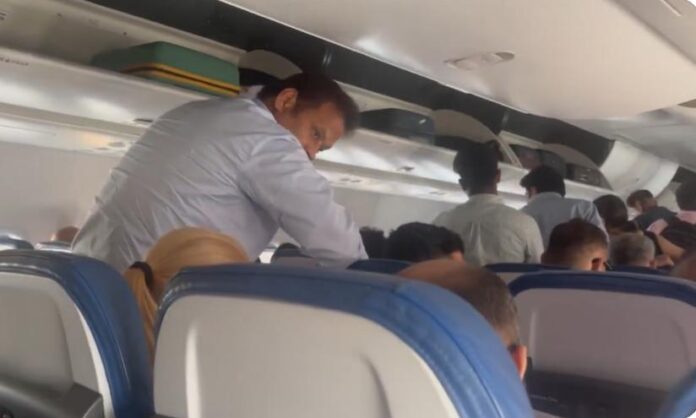 2091759-passengers.jpg