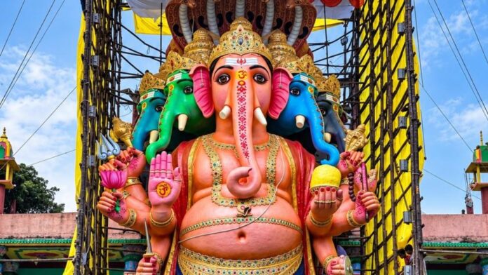 2092644-ganesh-bada-1.jpg