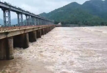 Heavy Rains Swell Vamsadhara, Nagavalli Rivers, Officials Alert Inhabitants