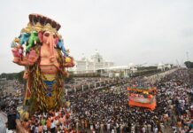 Khairatabad Bada Ganesh Immersed In Hussain Sagar
