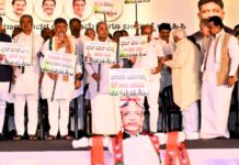 Karnataka Congress Protests Against CEC Gyanesh Kumar, Demands Resignation