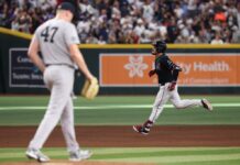 Yankees’ chances of winning AL East slipping away as bullpen melts down in loss to Diamondbacks