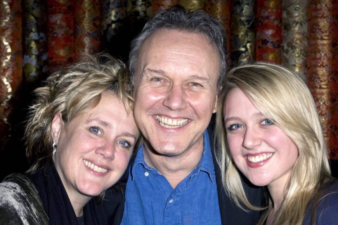 2_Six-Degrees-of-Separation-after-party-at-Aqua-Nueva-London-Britain-19-Jan-2010.jpg