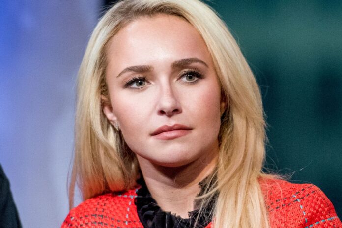 3_Build-Presents-Charles-Esten-Hayden-Panettiere-Discussing-Nashville.jpg